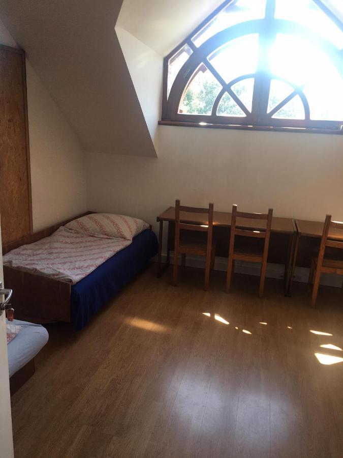 Hostel Goencoelhaz Vác Exteriér fotografie
